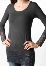 Carica l'immagine nel visualizzatore di Gallery, Maxi maglia girocollo, fondo in modal e maniche con pizzo comfort, 92% modal, 8% elastomero - IntimoCamy