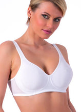 Carica l'immagine nel visualizzatore di Gallery, Reggiseno preformato 82% poly 18% elastomero interno 90% cotone 10 elastomero - IntimoCamy