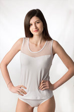 Carica l'immagine nel visualizzatore di Gallery, Canotta in modal con carrè in tulle 92% modal 8% elastomero - IntimoCamy