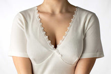 Carica l'immagine nel visualizzatore di Gallery, Camiciola mezza manica donna lana/cotone con reggiseno bordo pizzo - IntimoCamy