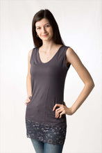 Carica l'immagine nel visualizzatore di Gallery, Maxi maglia spalla larga con fondo in pizzo, 92% modal, 8% elastomero - IntimoCamy