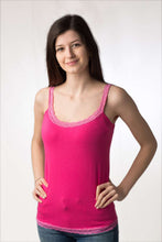 Carica l'immagine nel visualizzatore di Gallery, Top donna in modal con spalline, fondo in pizzo, 92% modal, 8% elastomero - IntimoCamy