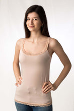 Carica l'immagine nel visualizzatore di Gallery, Top donna in modal con spalline, fondo in pizzo, 92% modal, 8% elastomero - IntimoCamy